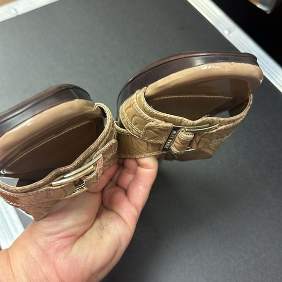 Alex Marie women’s light brown slip on sandals size 8.5 M - Picture 8 of 10